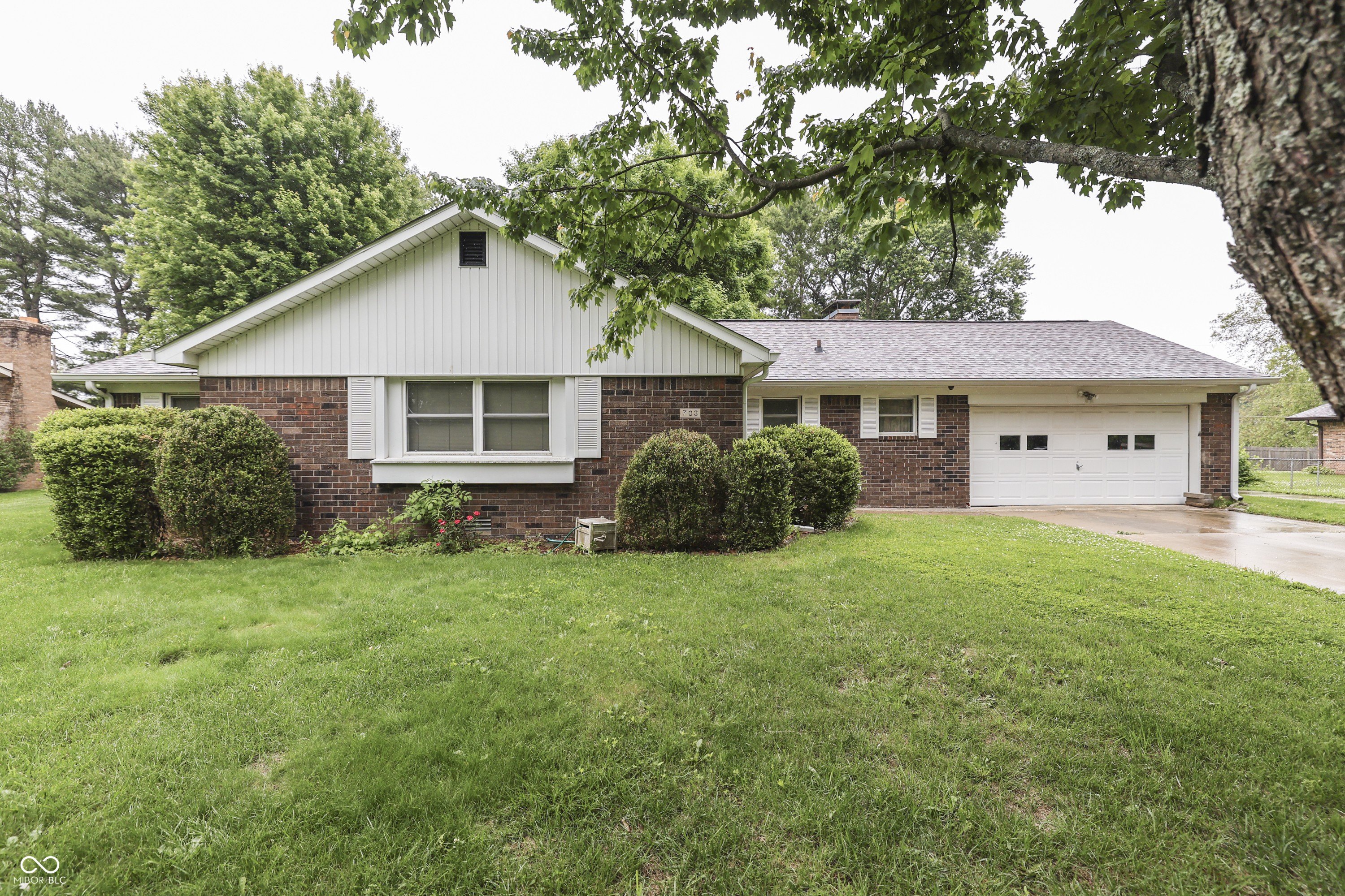Single Family 3BR 2BA - 703 Hillcrest Drive, Greenwood, IN