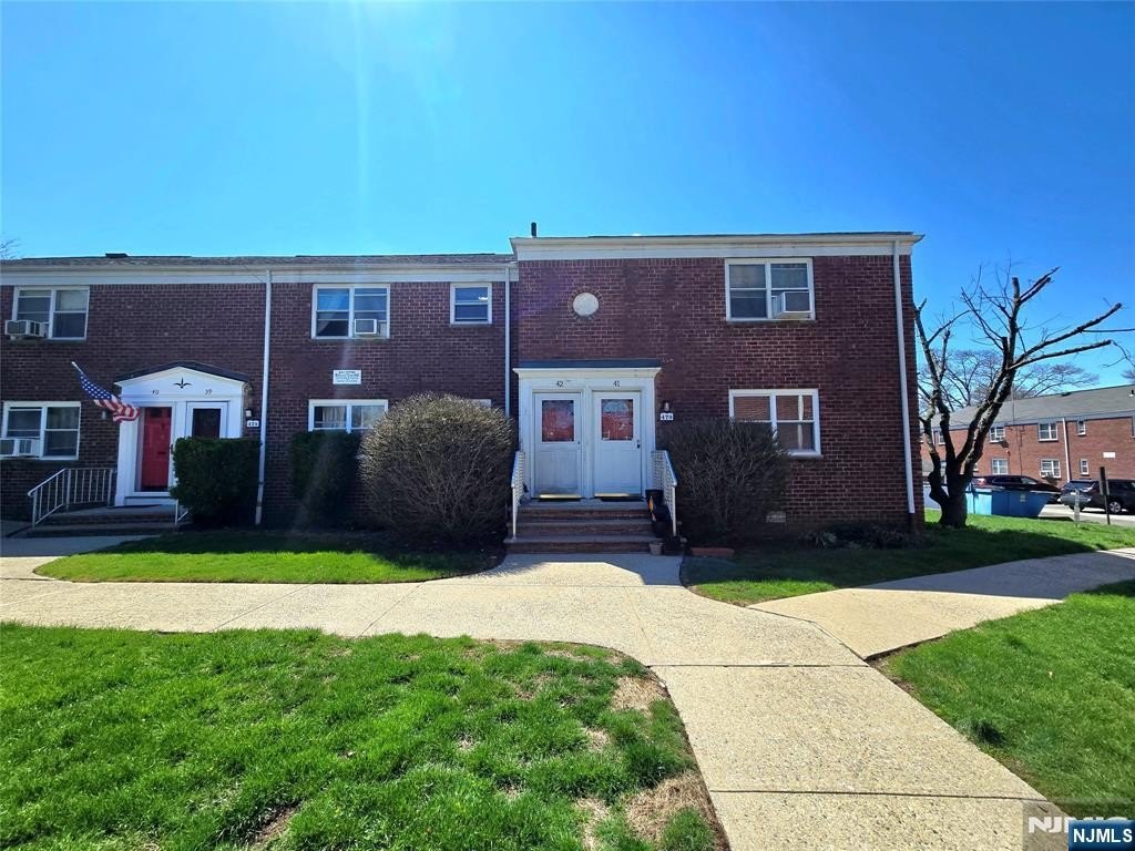 Other 1BR 1BA - 479 Maple Hill Drive 42, Hackensack, NJ
