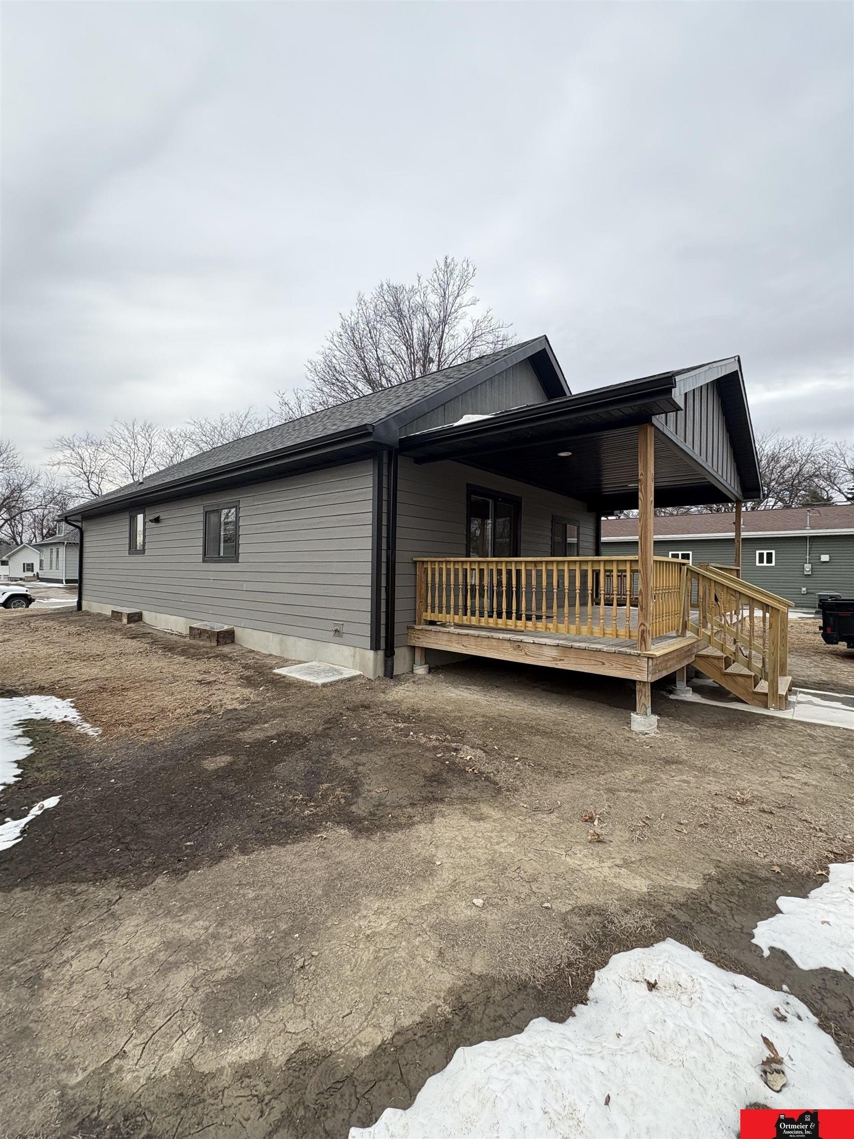 Single Family 3BR 2BA - 326 S Maple Street, West Point, NE
