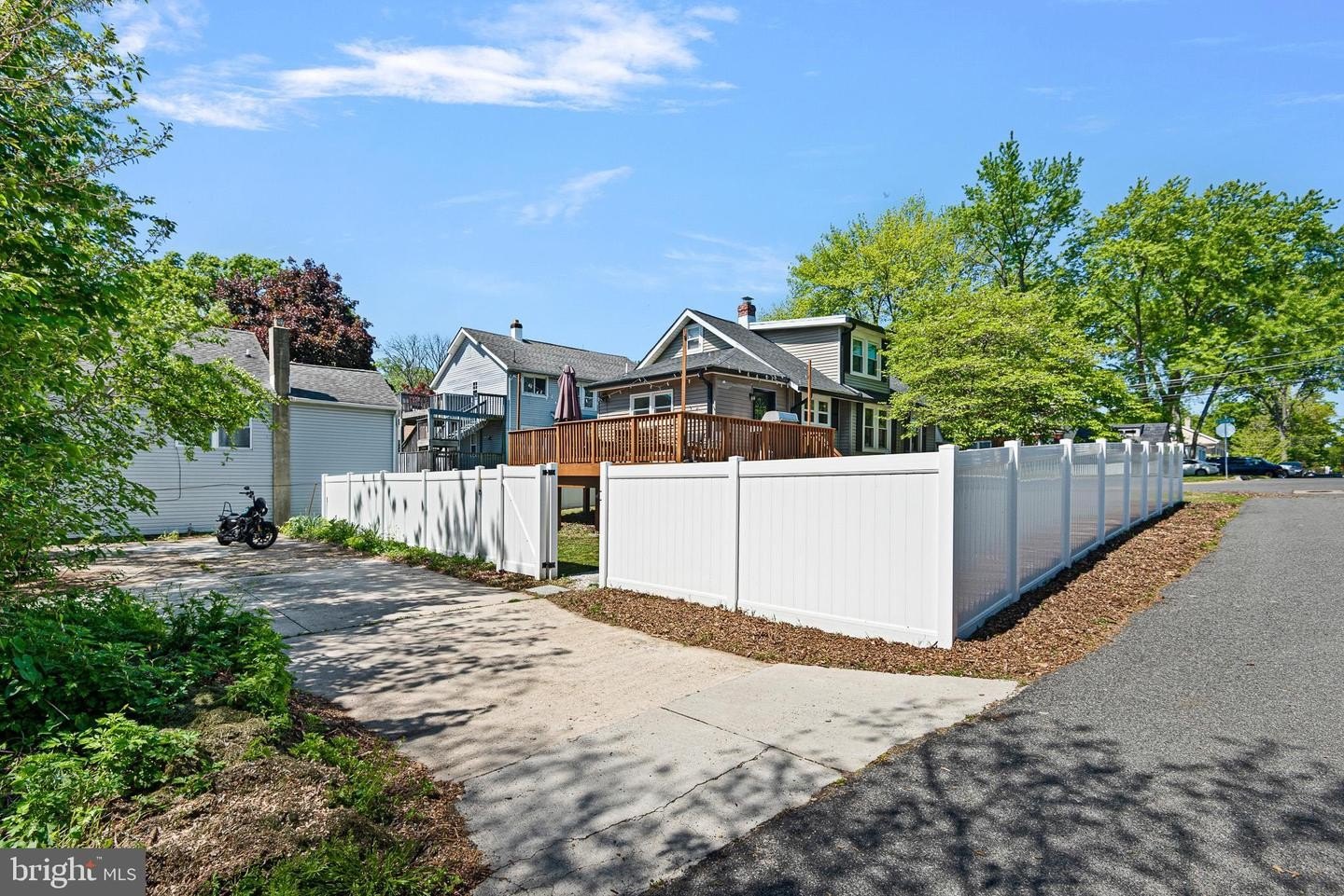 Single Family 3BR 3BA - 300 S COLONIAL AVE, WILMINGTON, DE