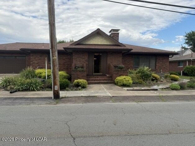 Single Family 2BR 4BA - 88 E Oak Street, Pittston, PA