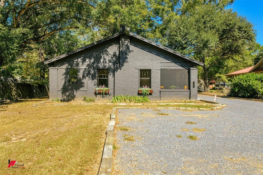 Single Family 3BR 2BA - 1505 McArthur Drive, Mansfield, LA
