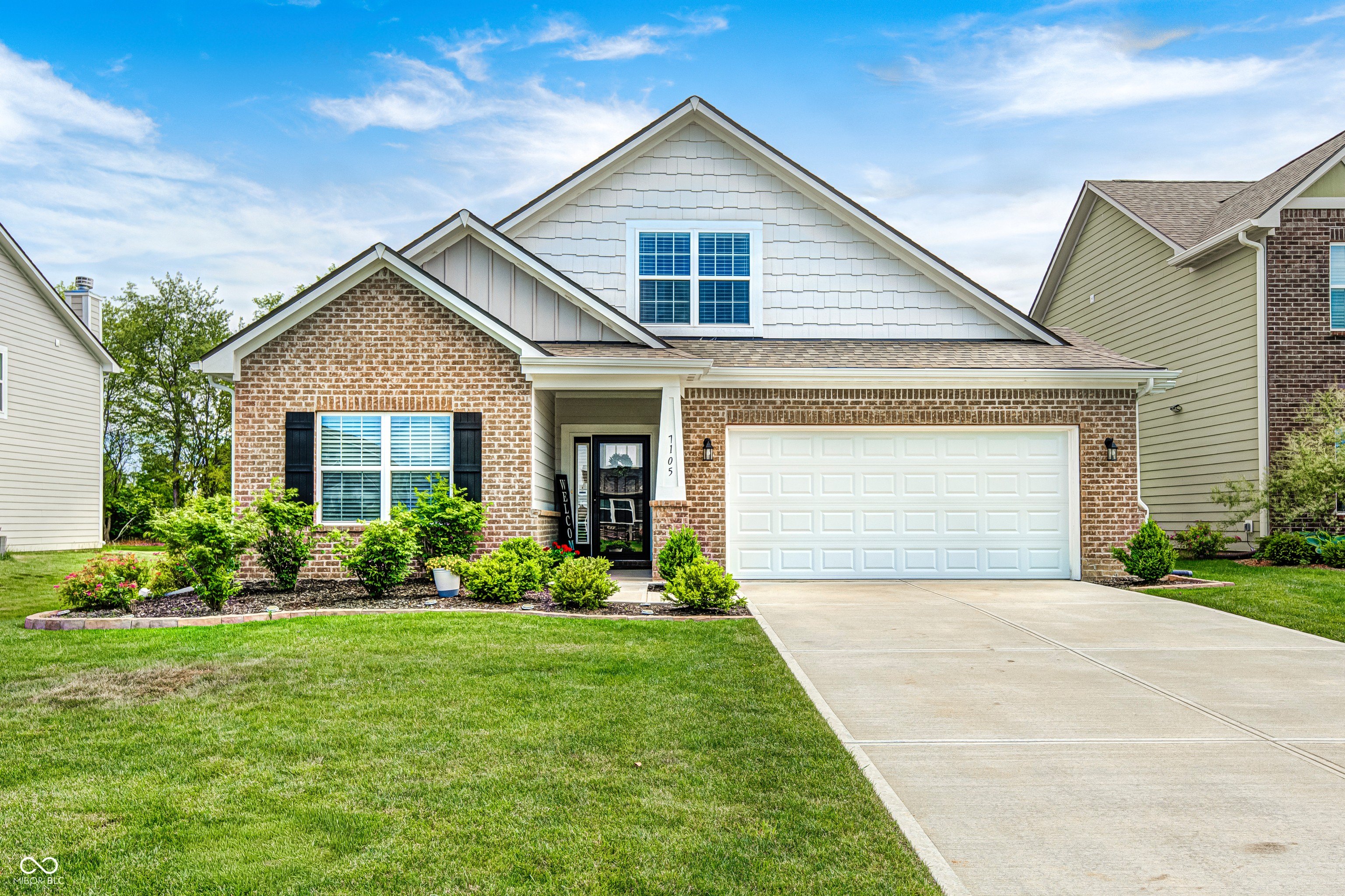 Single Family 3BR 2BA - 7105 Provincial Drive, McCordsville, IN