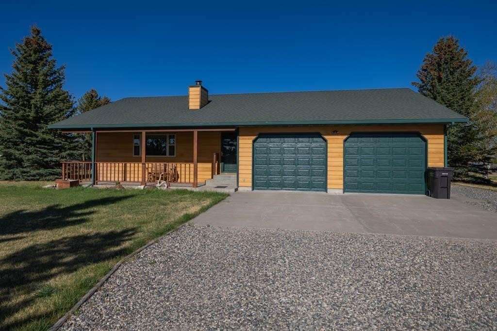 Single Family 5BR 2BA - 29 Mountain Dr, Cody, WY