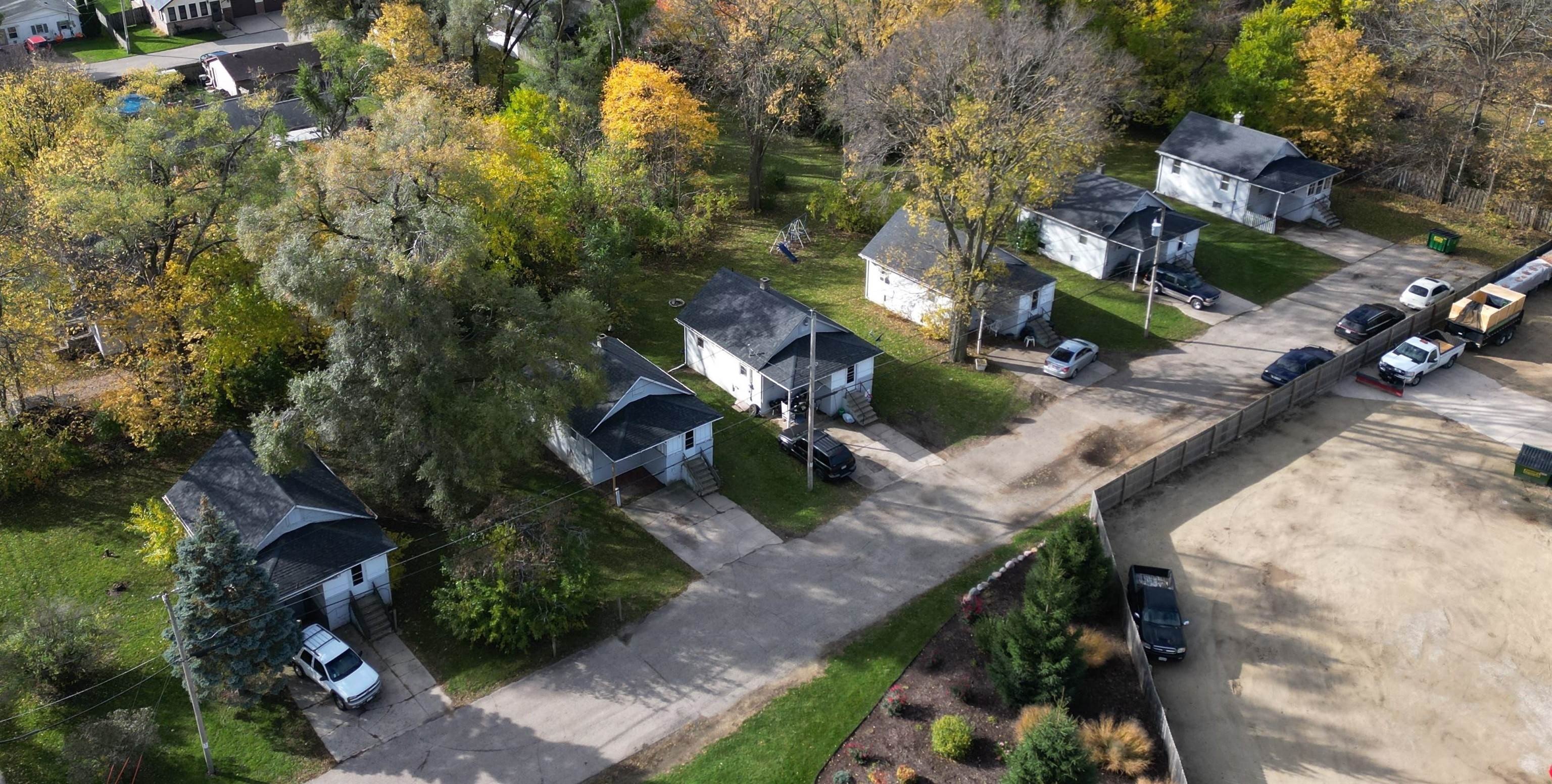 Other 6BR - 826-850 Sharpes Court, Beloit, WI