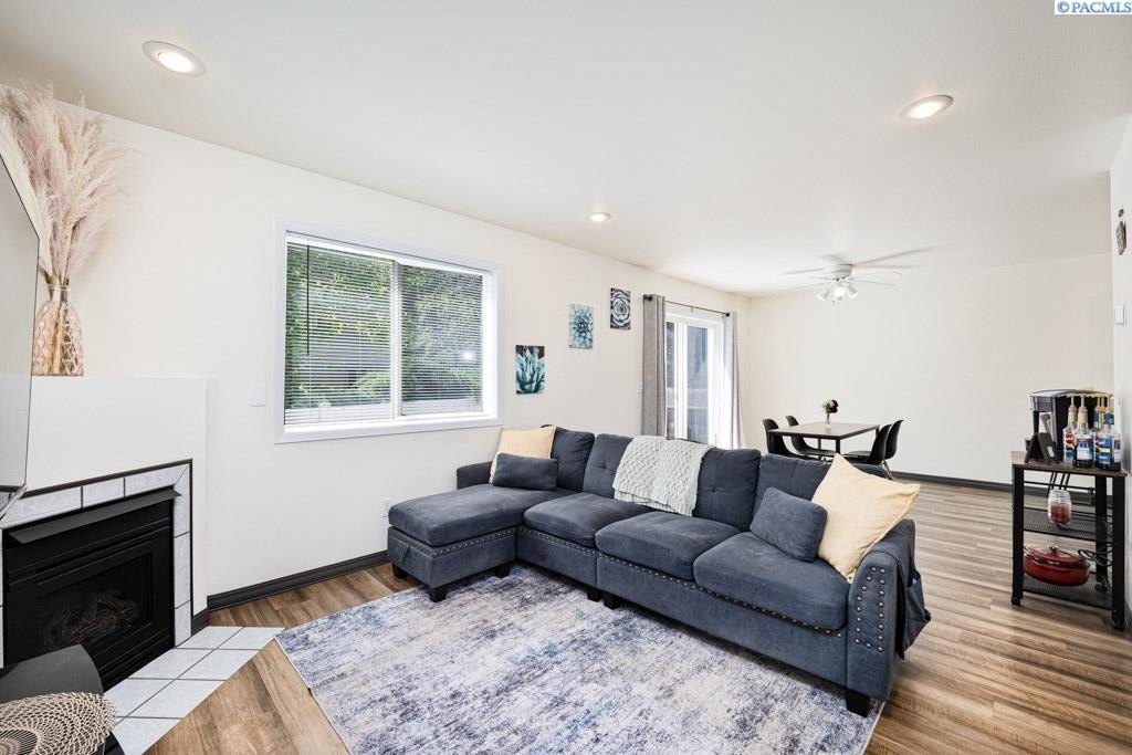 Other 3BR 3BA - 223 NW Clay Court, Pullman, WA