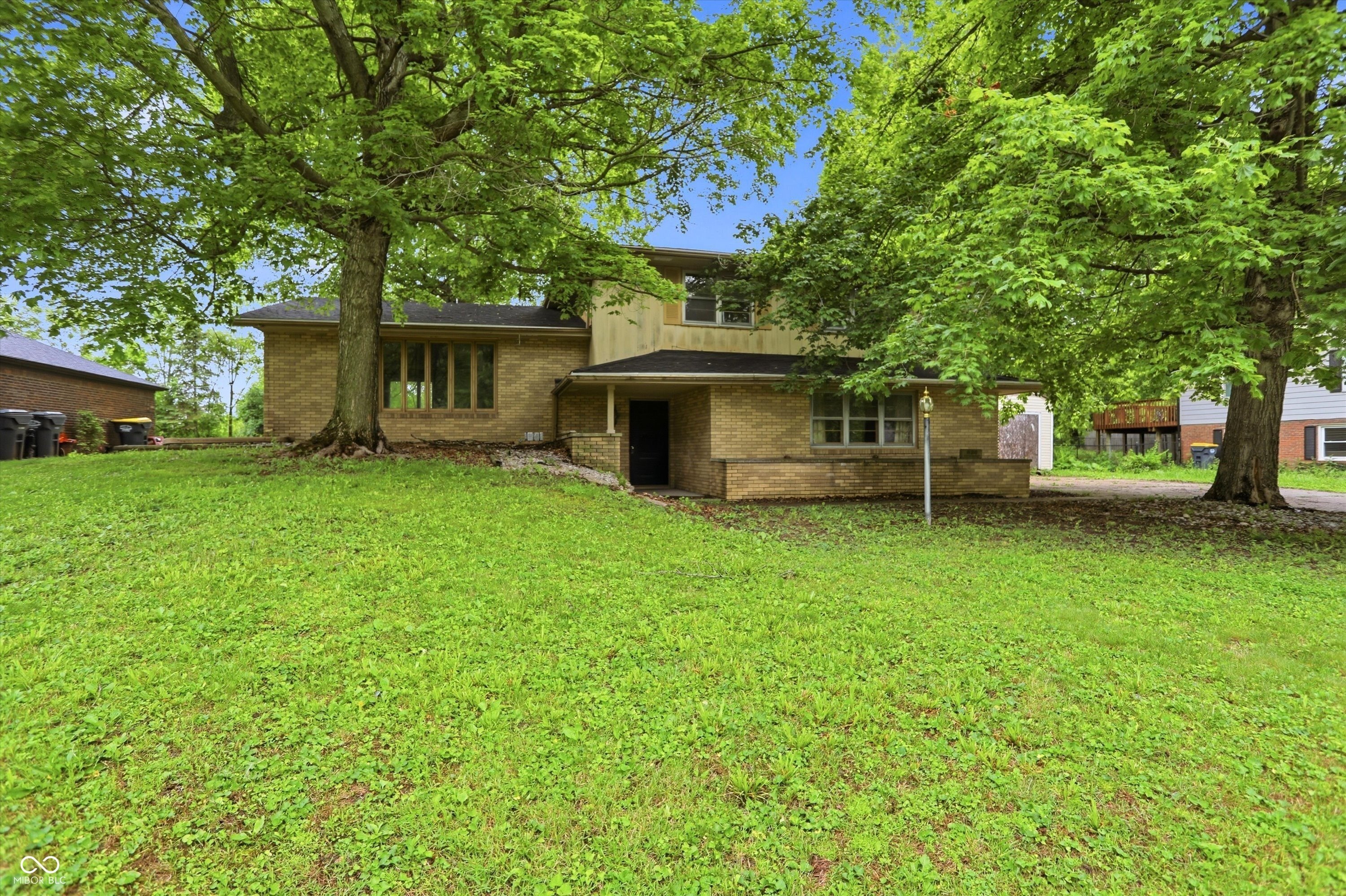 Single Family 3BR 3BA - 826 Yorkshire Road, Anderson, IN