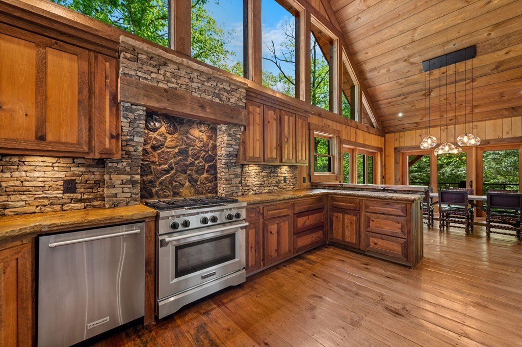 Other 5BR 5BA - 2100 Big Creek Road, Cherry Log, GA