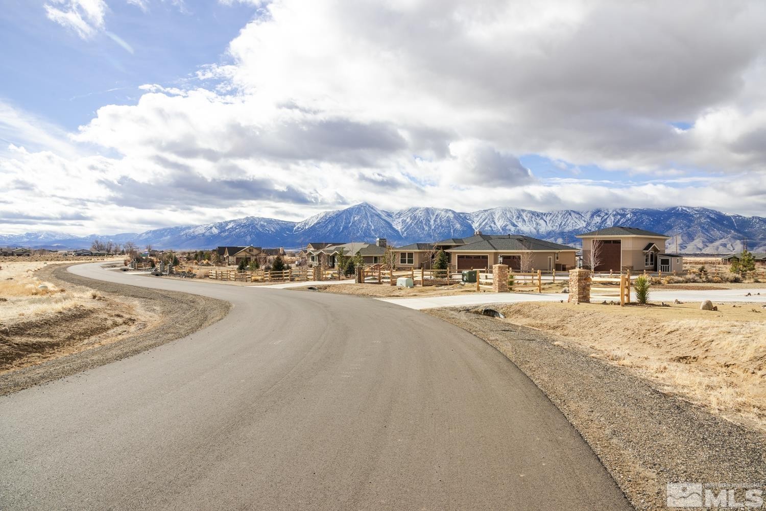1904 Painted Desert Dr  