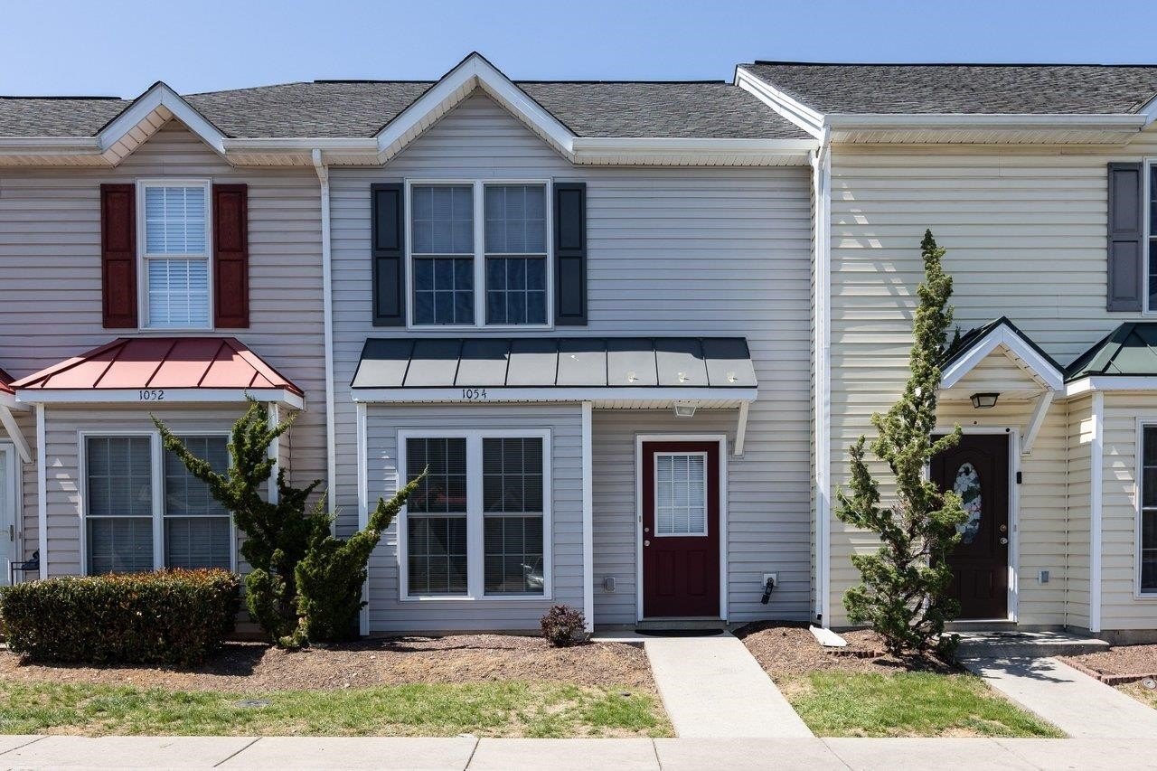 Single Family 3BR 3BA - 1054 ALEXANDER HAMILTON LN, HARRISONBURG, VA