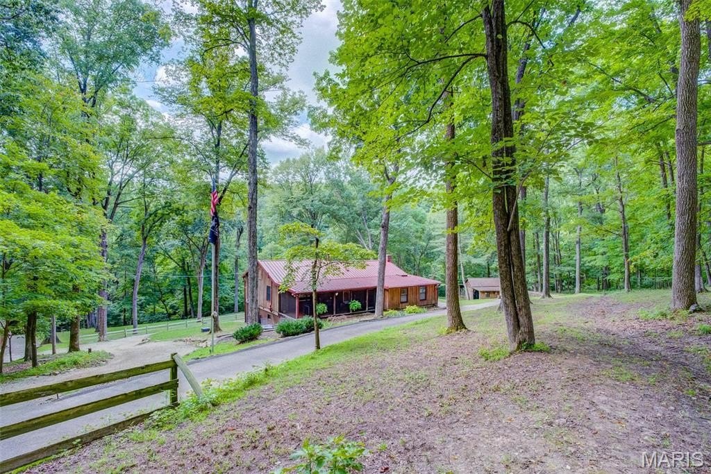 Single Family 3BR 4BA - 750 Wild Horse Valley Road, Wildwood, MO