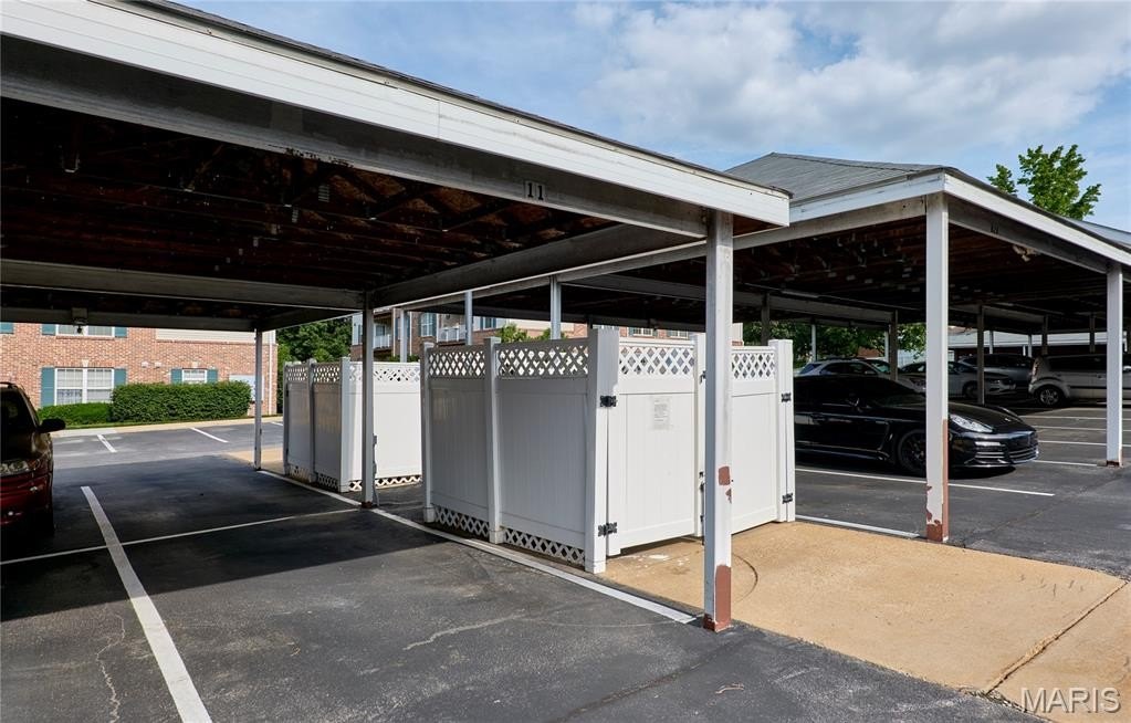 Condo 2BR 2BA - 11087 Gravois Road, St Louis, MO