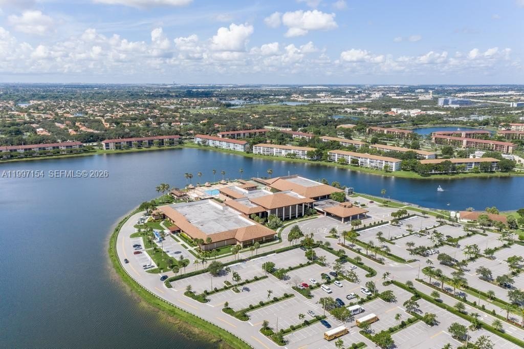 Condo 1BR 2BA - 901 SW 128th Ave, Pembroke Pines, FL