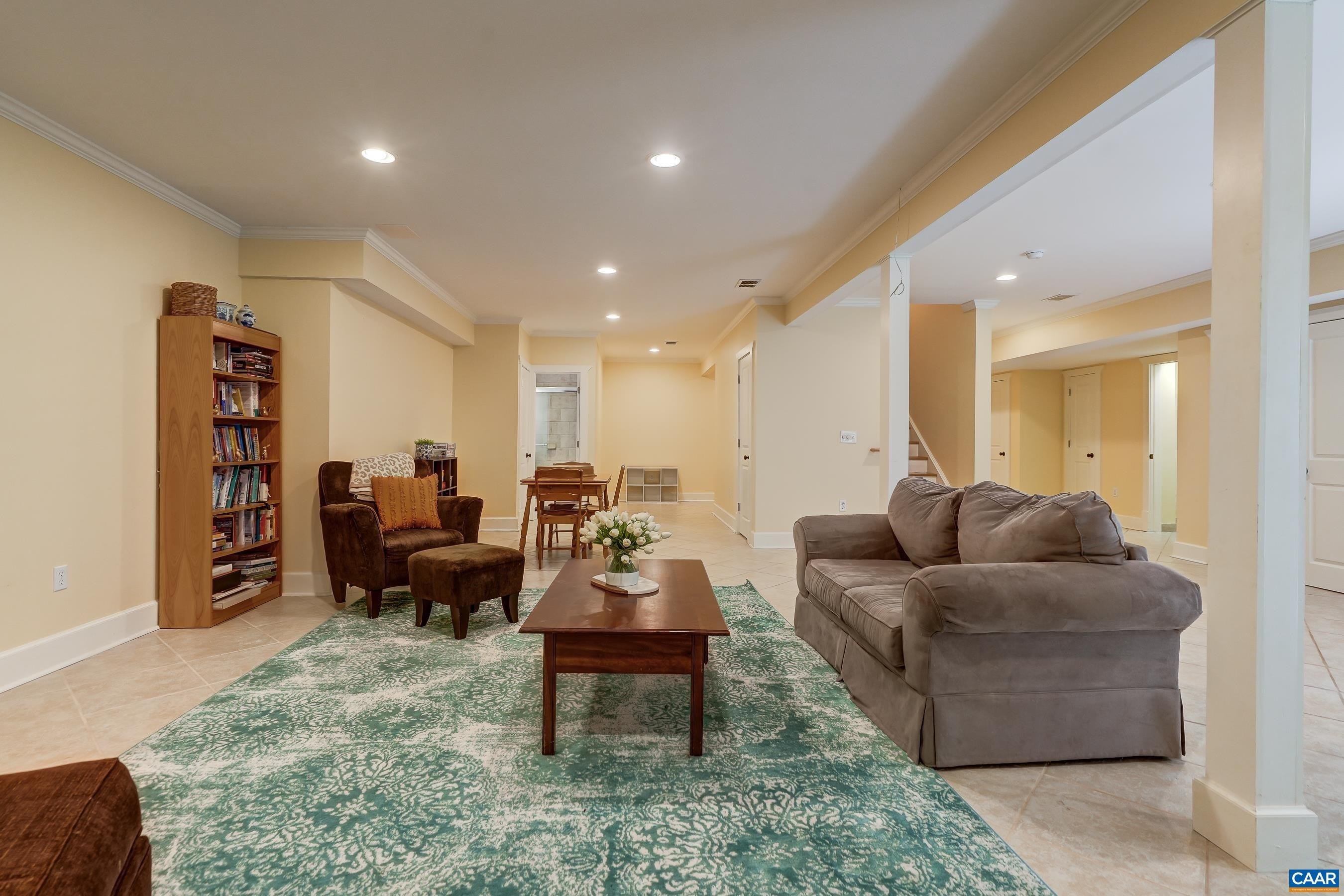Single Family 4BR 5BA - 140 LYNX FARM LN, CHARLOTTESVILLE, VA