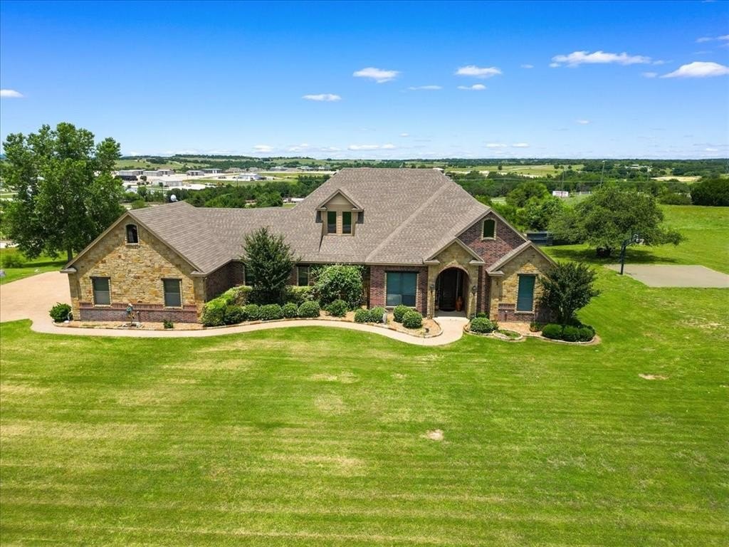 Single Family 4BR 4BA - 120 Trail Ridge, Weatherford, TX