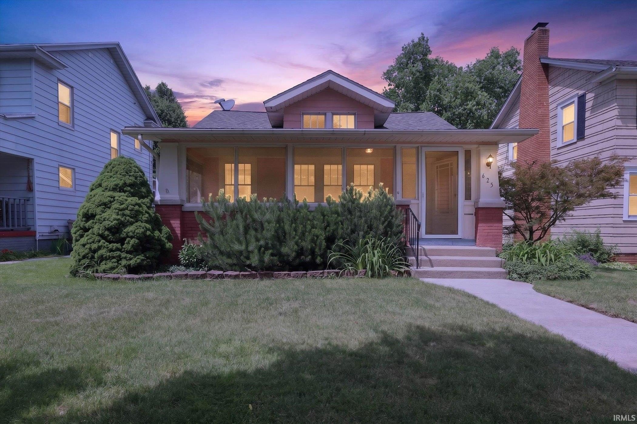 Single Family 2BR 1BA - 625 E Eckman Street, South Bend, IN