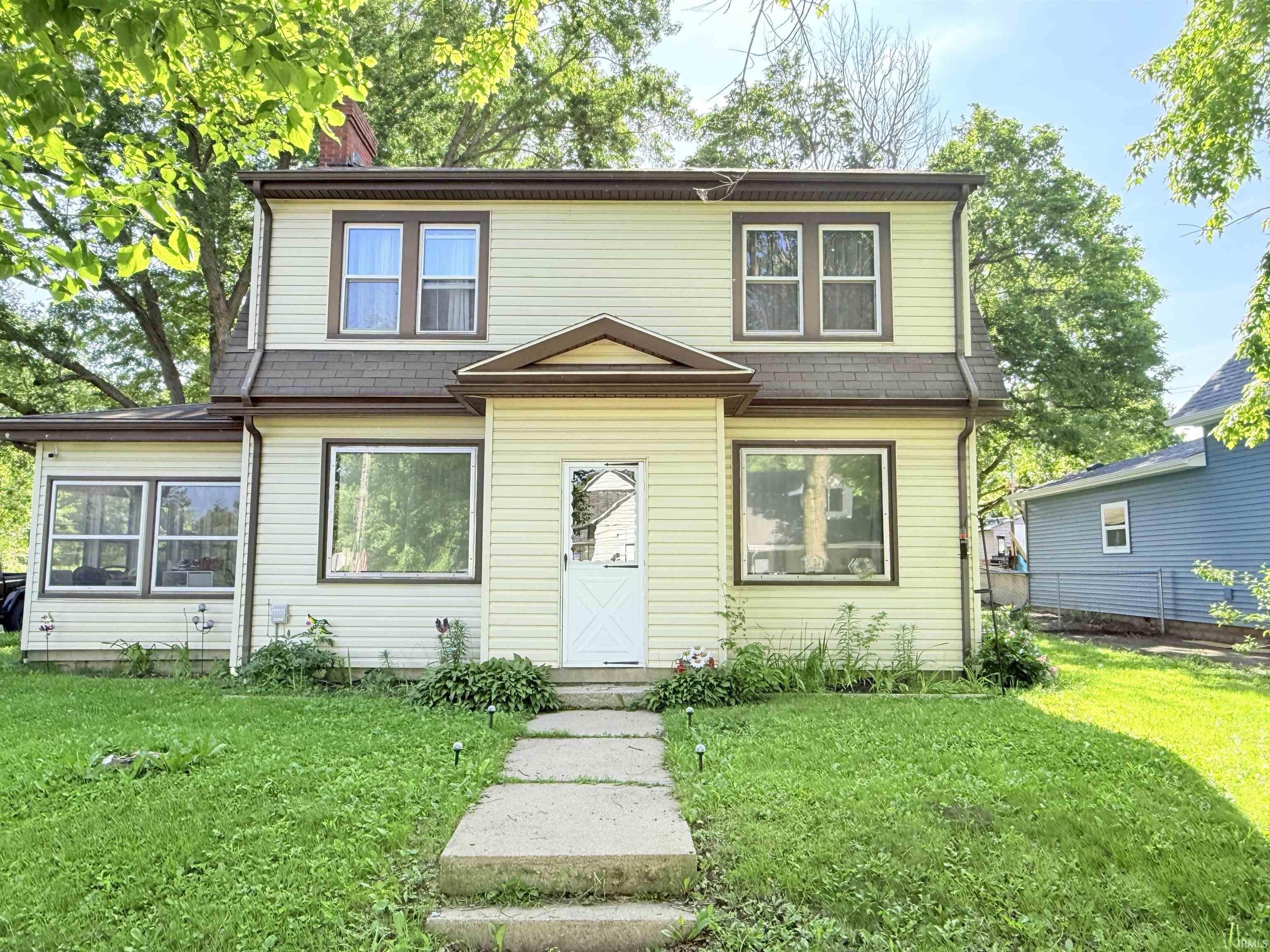 Single Family 3BR 2BA - 301 S Main Street, Jonesboro, IN