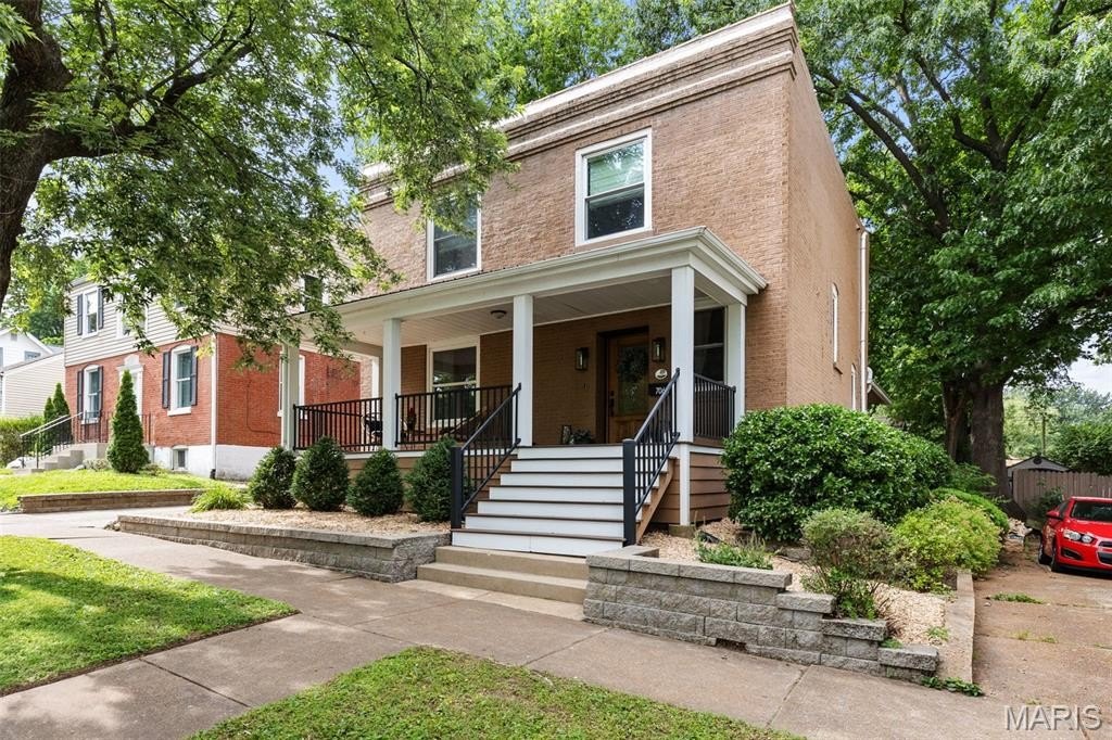 Single Family 3BR 2BA - 7068 Tholozan Avenue, St Louis, MO