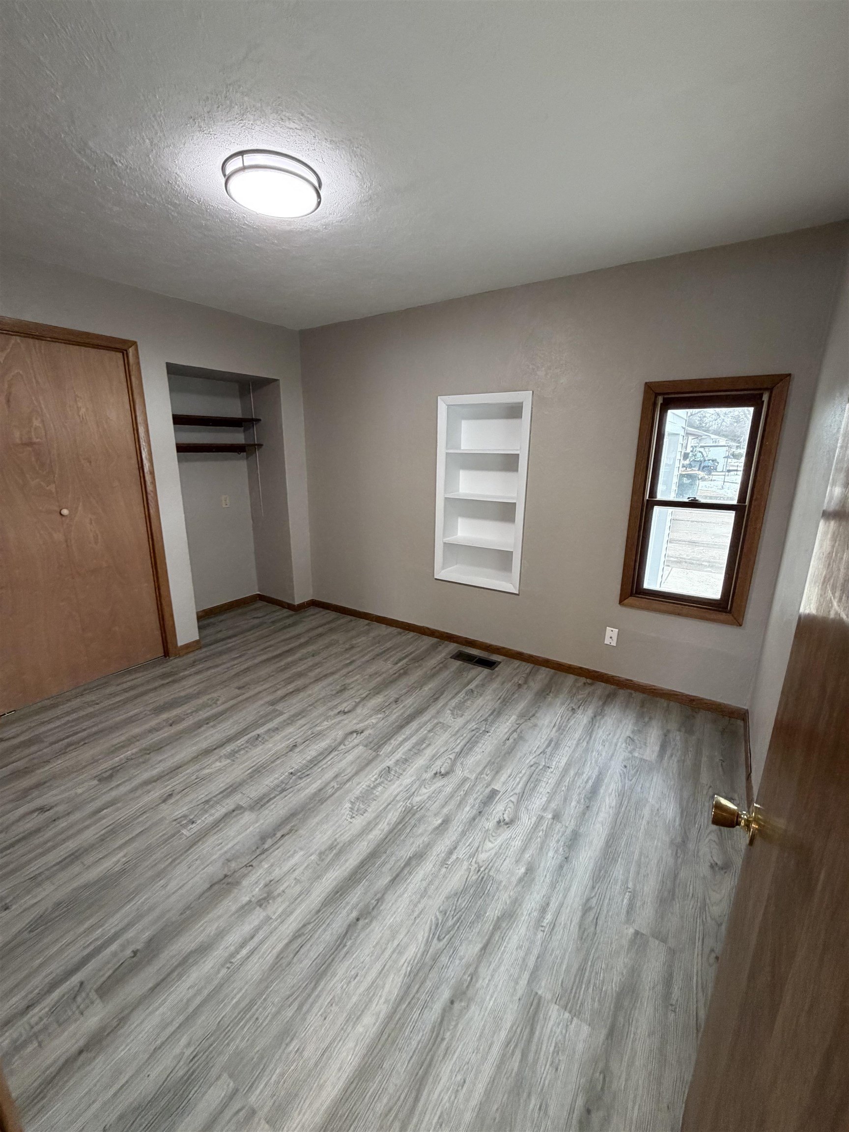 Single Family 3BR 1BA - 621 Dwight Street, Boscobel, WI