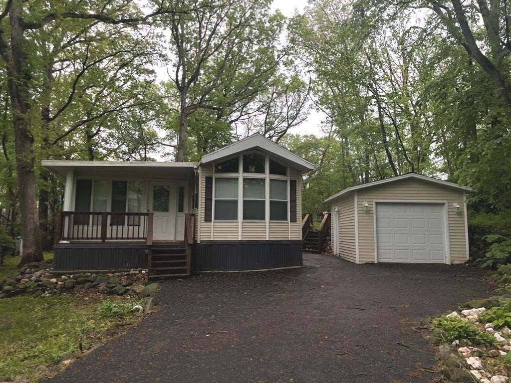Manufactured Housing 1BR 1BA - 255 Vacation Boulevard, Edgerton, WI