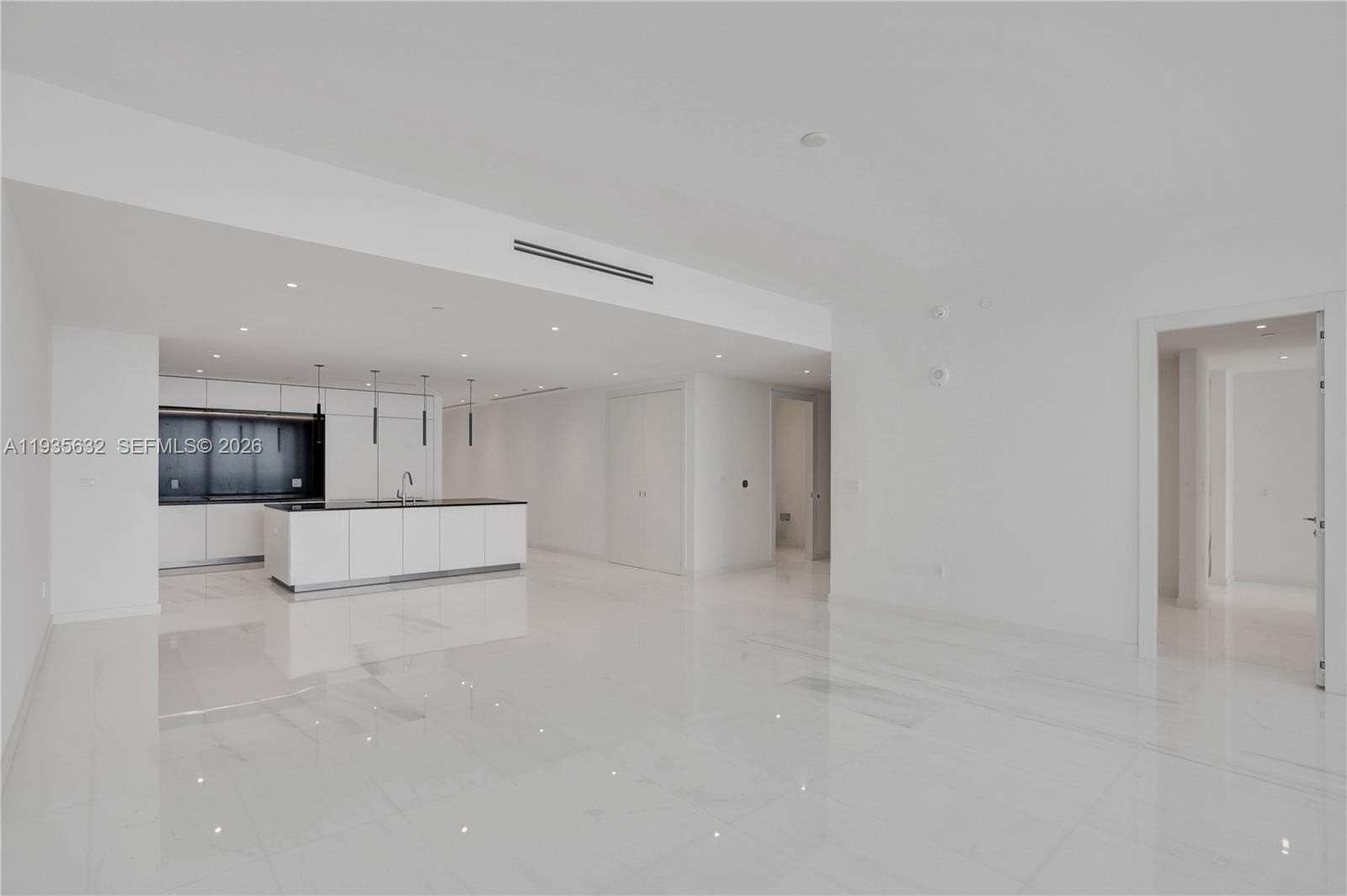 Condo 4BR 6BA - 300 Biscayne Blvd Way, Miami, FL