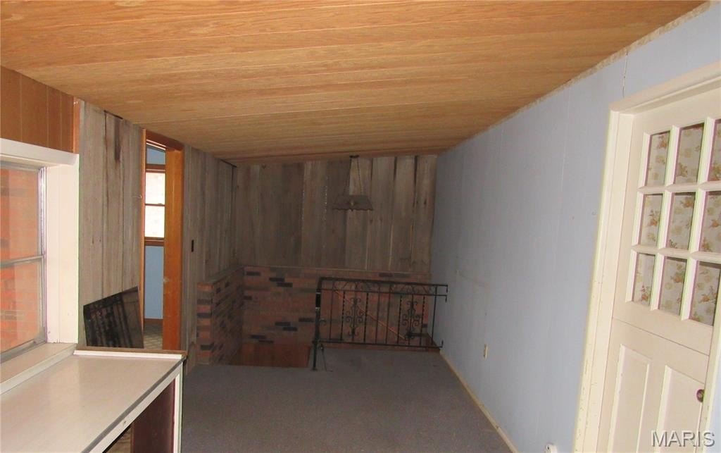 Single Family 3BR 2BA - 1113 E Market Street, Red Bud, IL