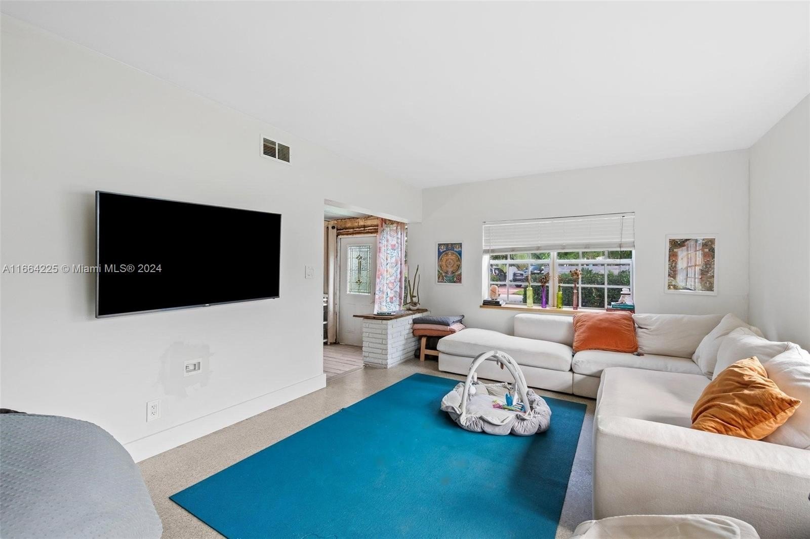 Single Family 2BR 1BA - 901 NE 16th Pl, Fort Lauderdale, FL