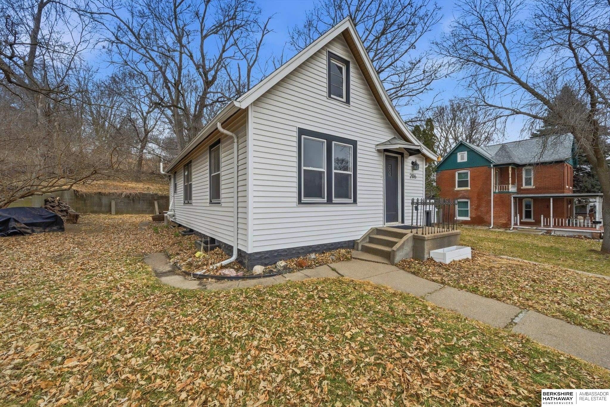Single Family 2BR 1BA - 206 N Hazel Street, Glenwood, NE