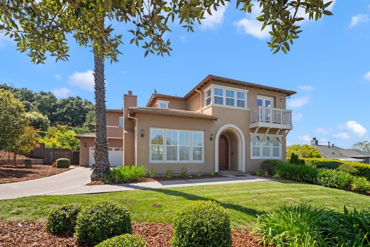 Single Family 4BR 4BA - 116 Regent DR, LOS GATOS, CA