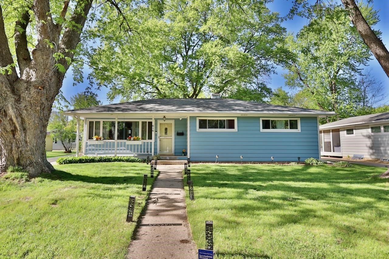 Single Family 3BR 2BA - 616 West Street, Stoughton, WI