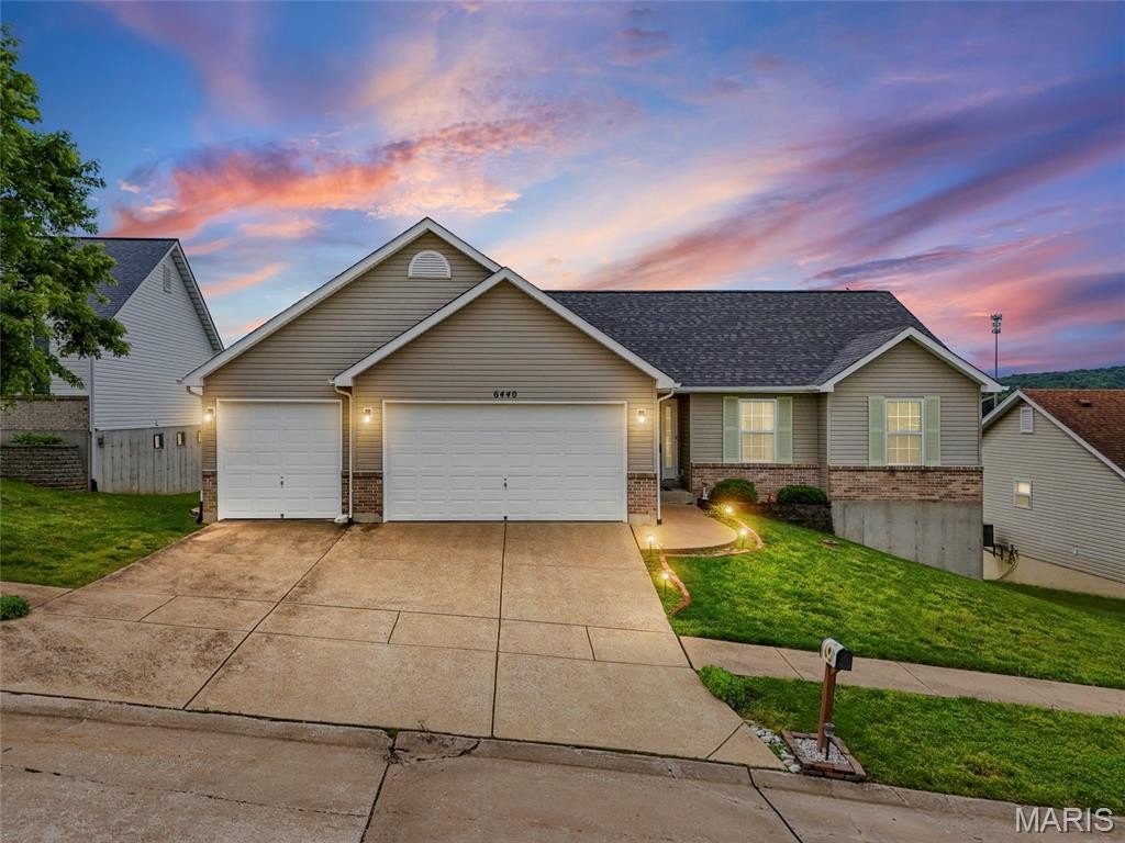 Single Family 3BR 2BA - 6440 Glenstone Drive, Imperial, MO