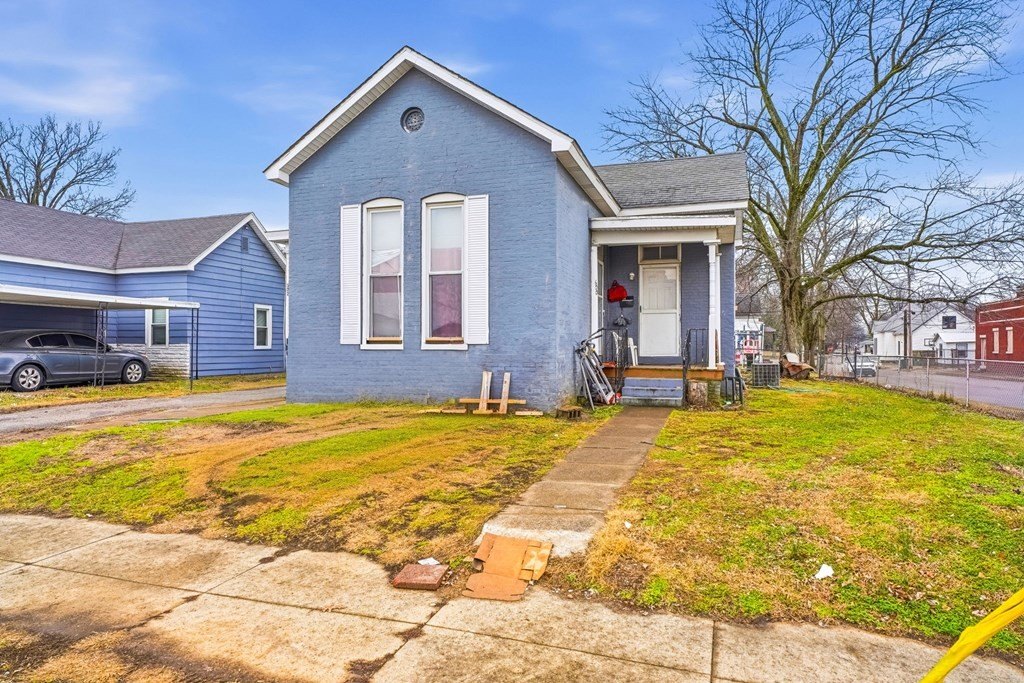 Duplex 3BR 2BA - 500  1st Street, Henderson, KY