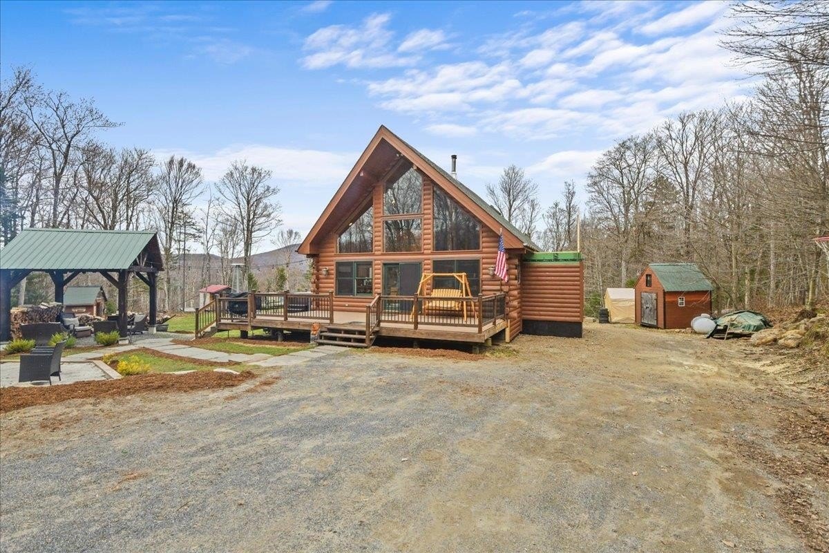 Single Family 2BR 2BA - 487 Rue Madeline, Readsboro, VT