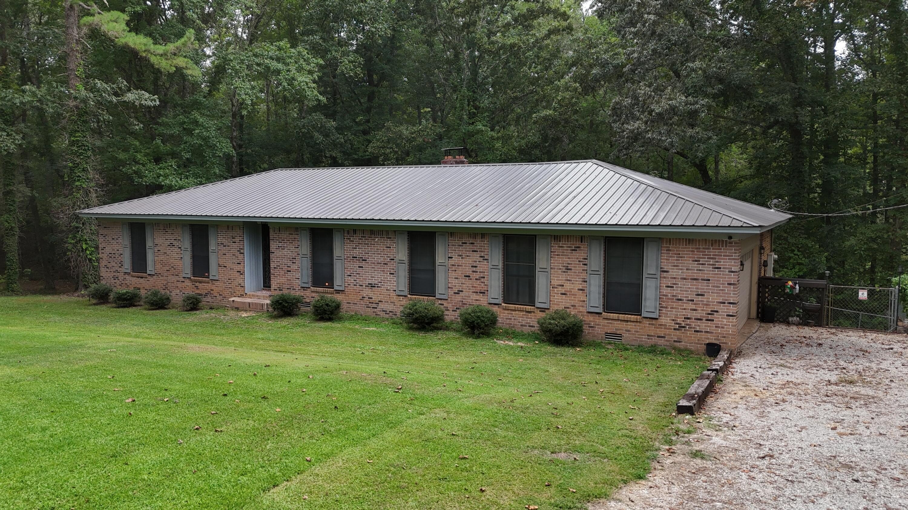 Single Family 3BR 2BA - 81 County Road 244, Tiplersville, MS