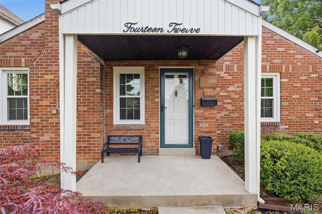 Single Family 3BR 1BA - 1412 Silverton Place, Richmond Heights, MO