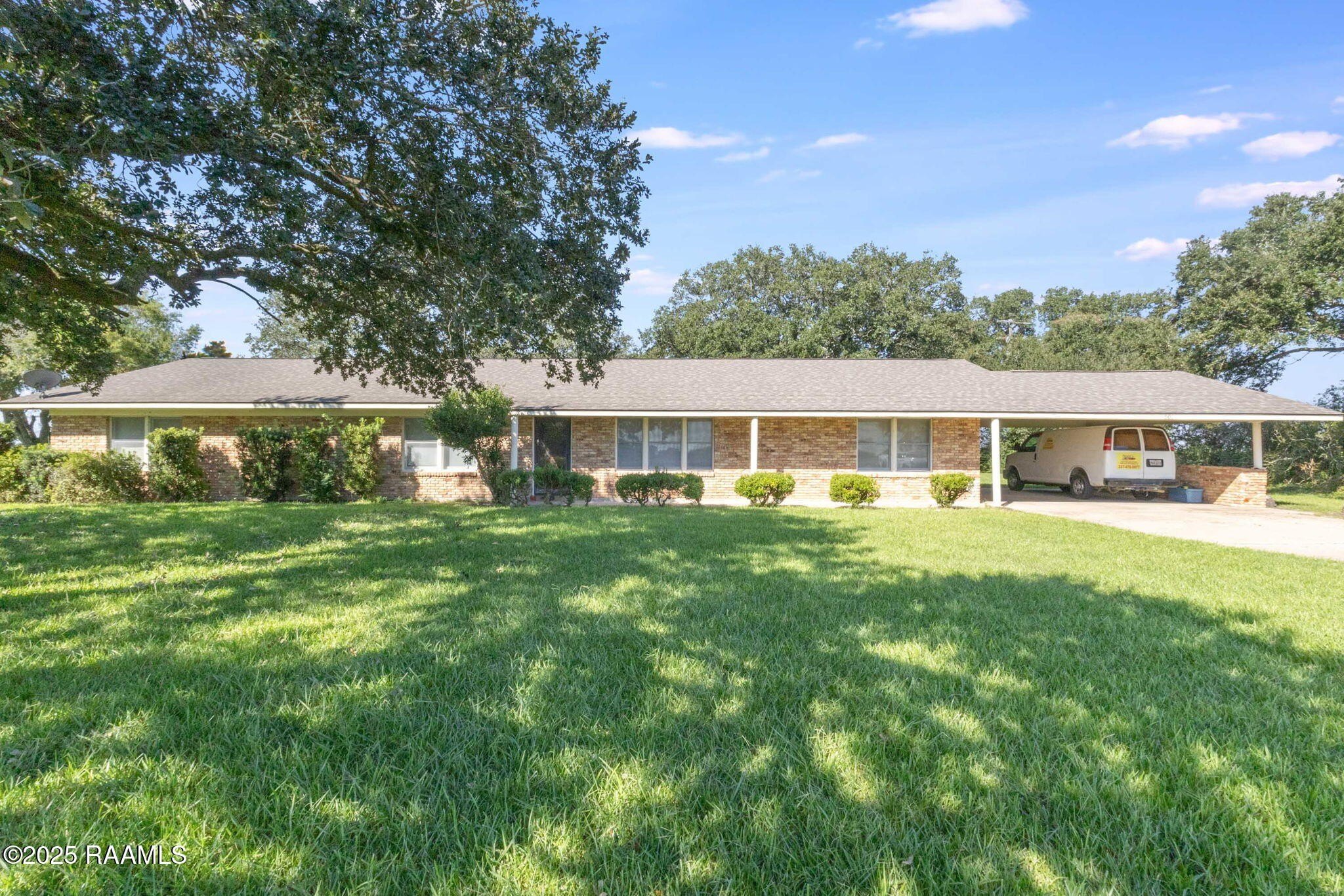 Single Family 4BR 3BA - 5017 Hwy 13, Crowley, LA