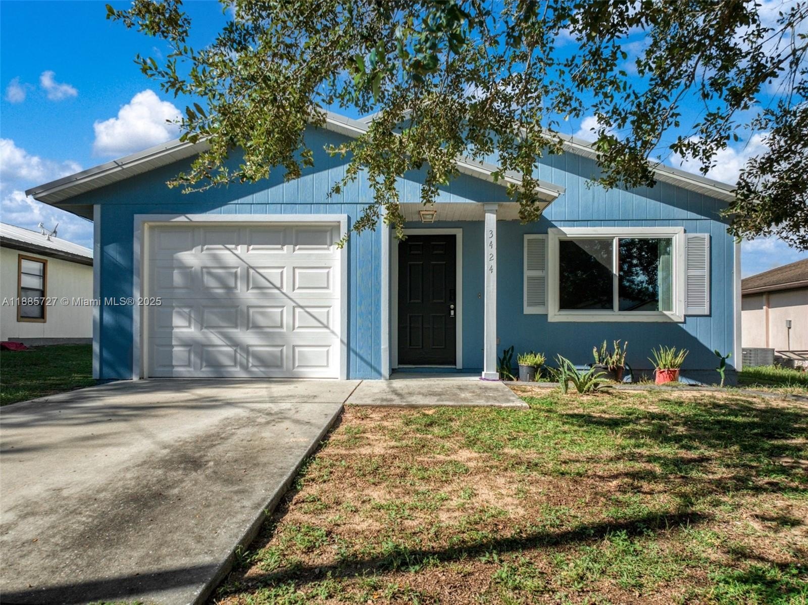 Single Family 3BR 2BA - 3424 Ellington Ave, Sebring, FL