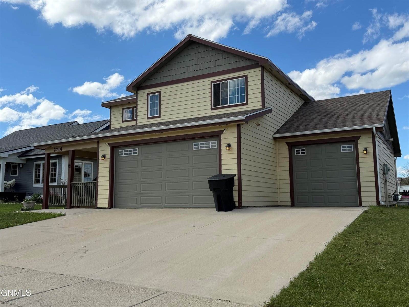 Single Family 3BR 3BA - 2714 Chokecherry Street, Williston, ND