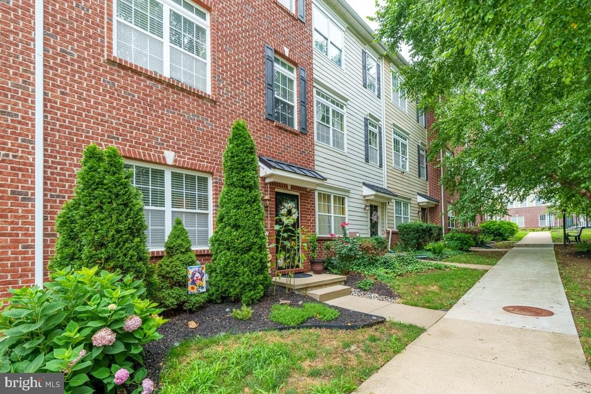 Single Family 3BR 4BA - 1137 WORTH LN, CLAYMONT, DE