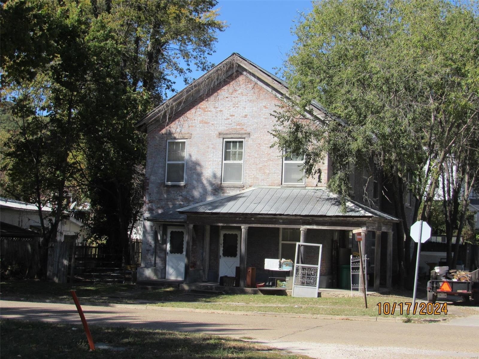Single Family 3BR 2BA - 1101 S Carolina Street, Louisiana, MO