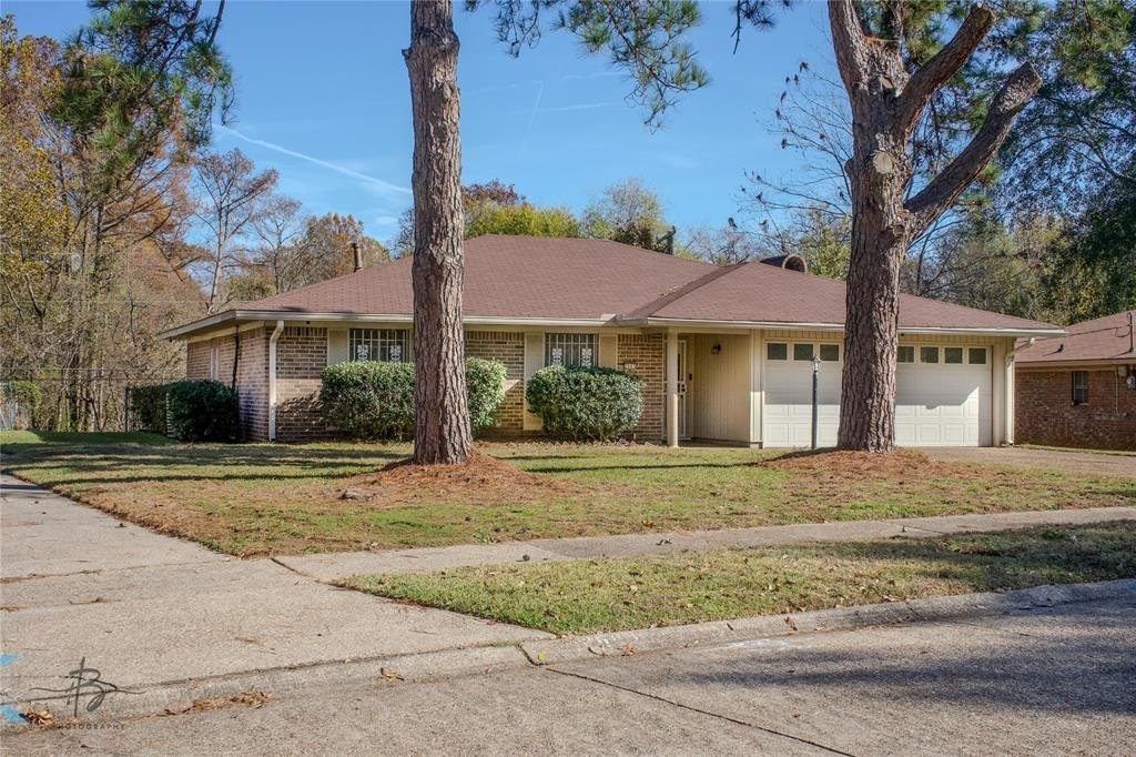 Single Family 3BR 2BA - 2605 Lakeway Drive, Shreveport, LA
