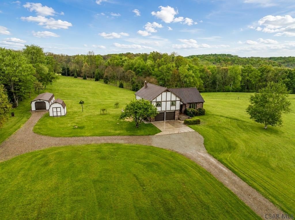Single Family 4BR 3BA - 1933 State Route 259, Bolivar, PA