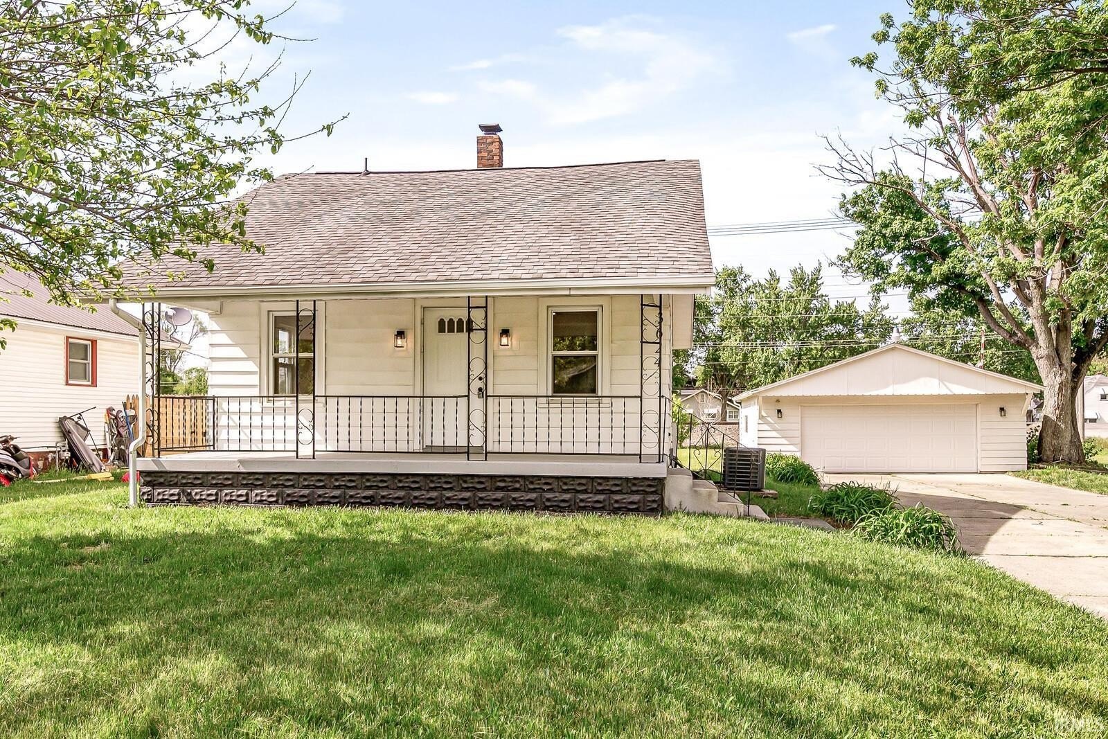 Single Family 2BR 1BA - 3624 York Street, Mishawaka, IN