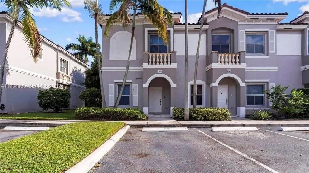 Condo 3BR 3BA - 4921 SW 140th Ter, Miramar, FL