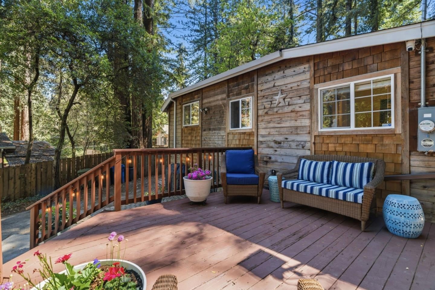 Single Family 2BR 1BA - 11931 Highway 9, BOULDER CREEK, CA