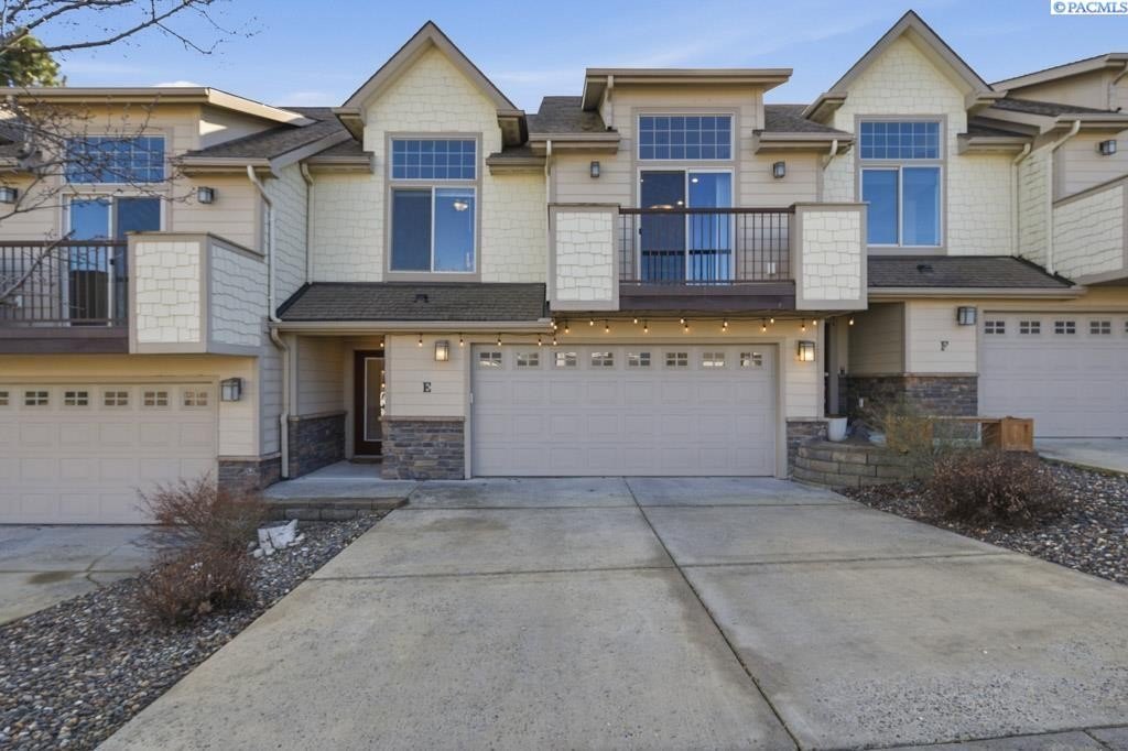 Condo 2BR 3BA - 210 NW Terreview Drive, #E, Pullman, WA