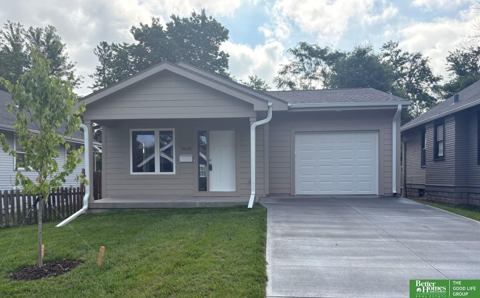Single Family 3BR 2BA - 5625 N 29 Street, Omaha, NE