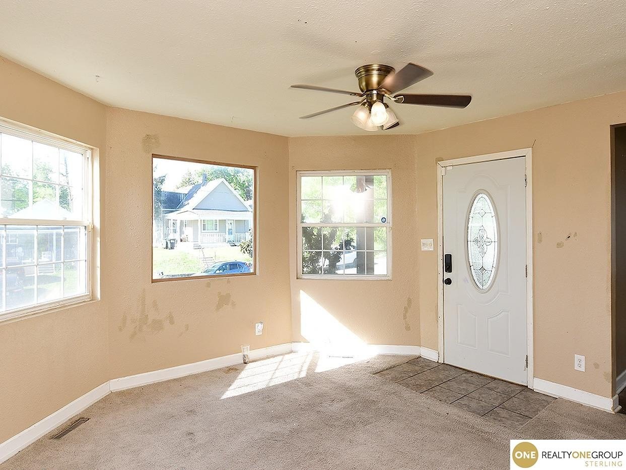 Single Family 3BR 2BA - 3338 Manderson Street, Omaha, NE