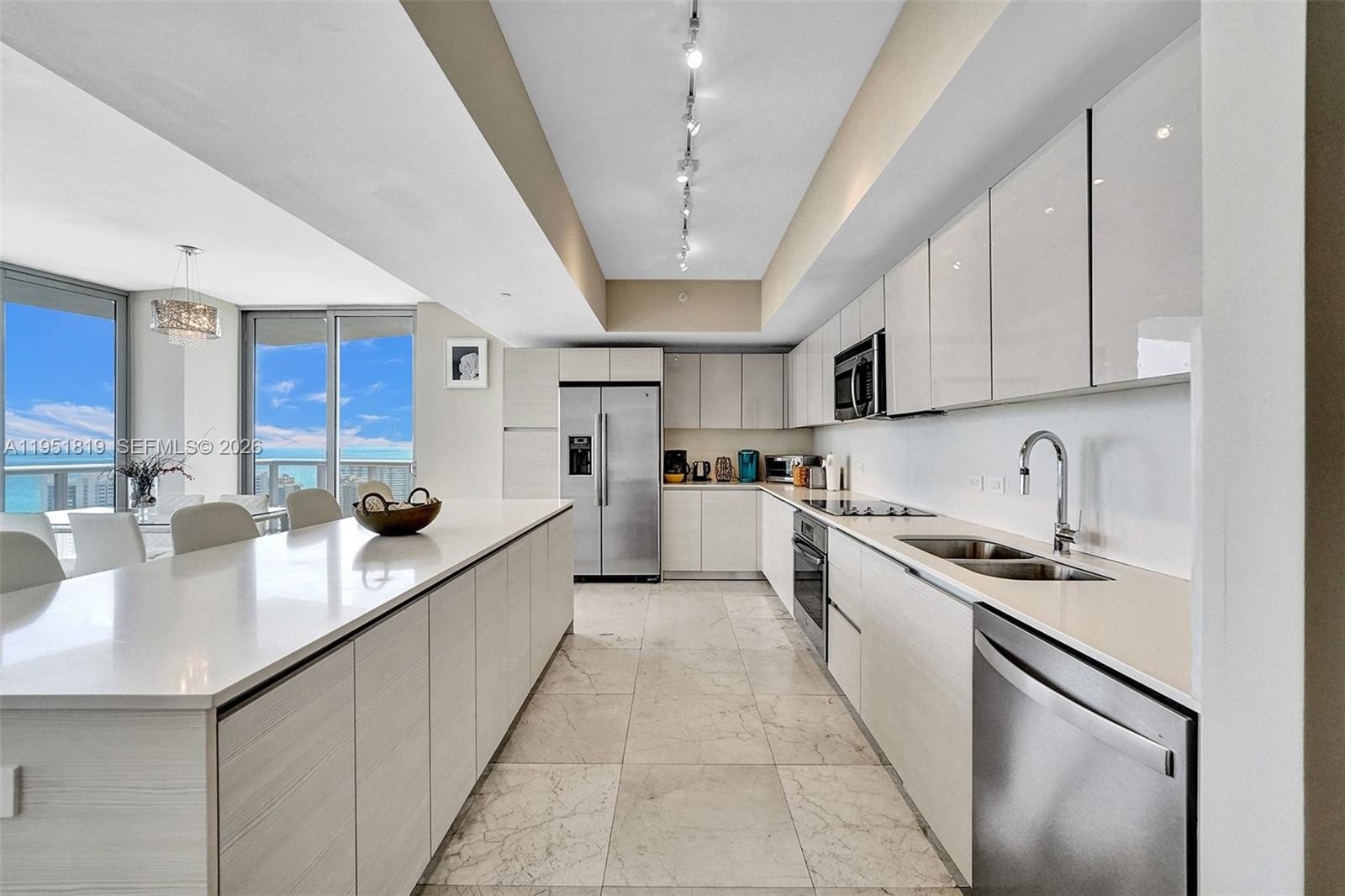 Condo 3BR 3BA - 2600 E Hallandale Beach Blvd, Hallandale Beach, FL