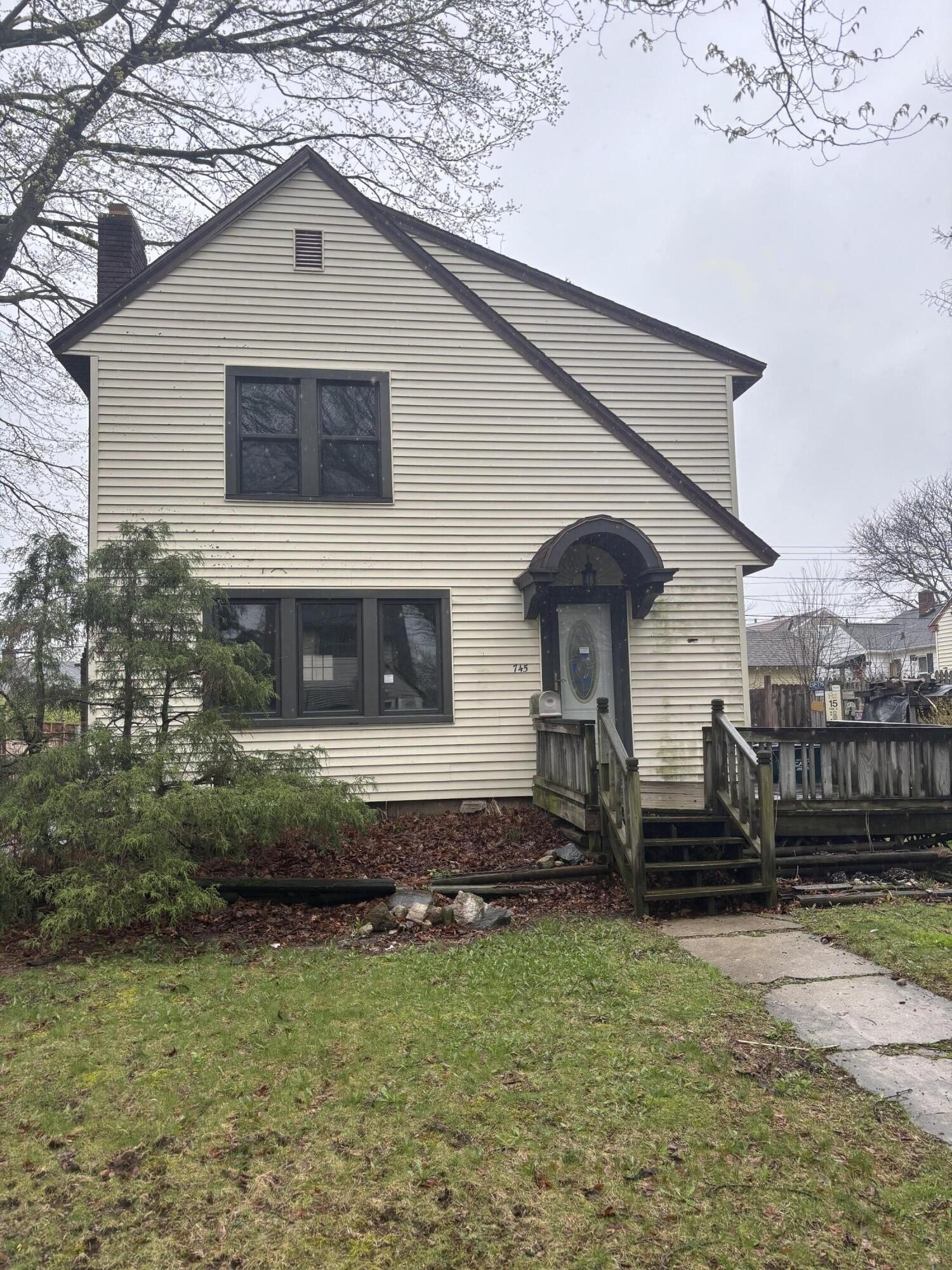 Other 3BR 1BA - 745 Durant Street, Lansing, MI